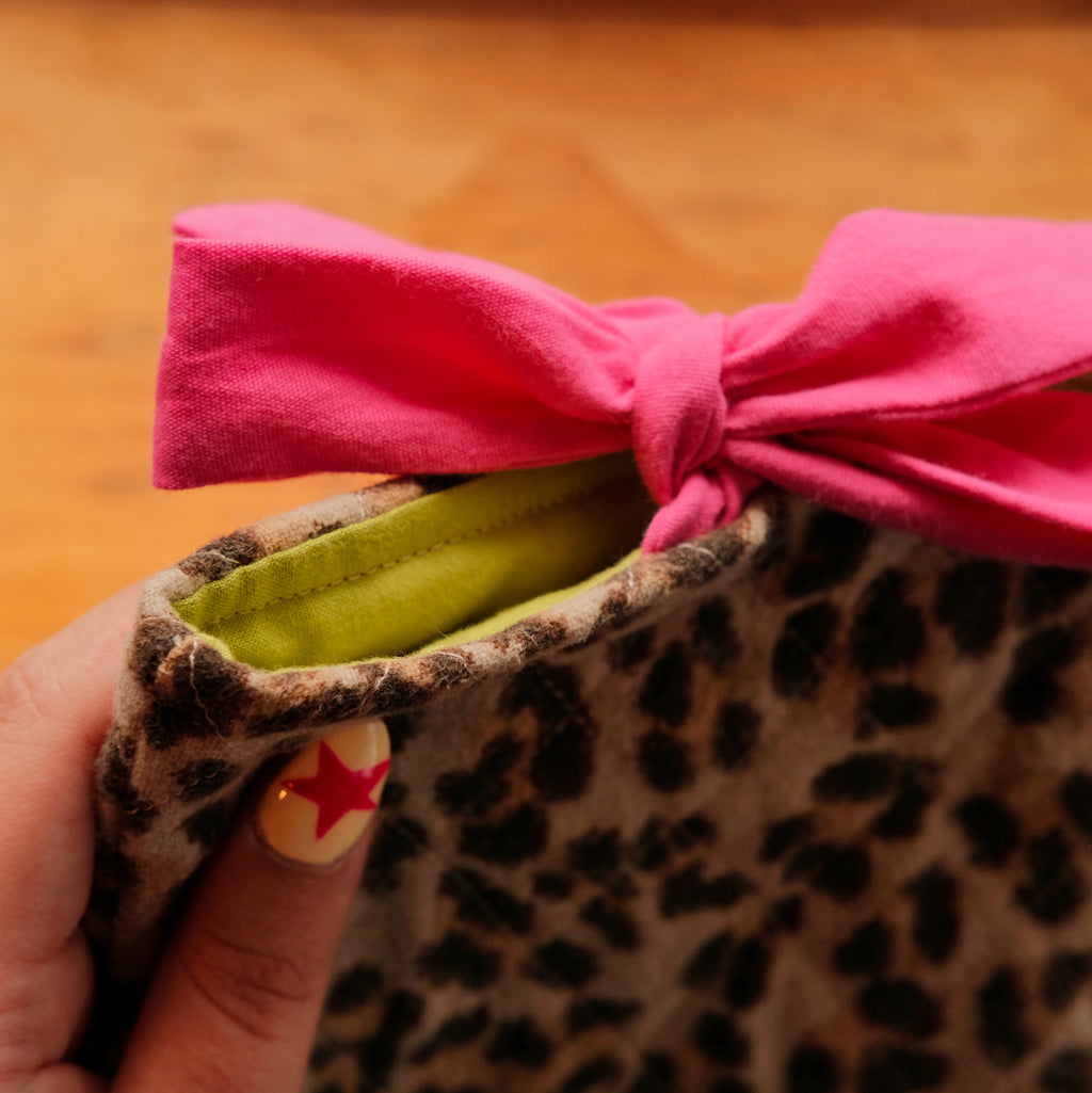 Pochette pour liseuse upcyclée cheetah (Kindle Basic/Paperwhite)