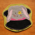 Sous-verre Clownimal Boris le lapin magicien sur fond chartreuse