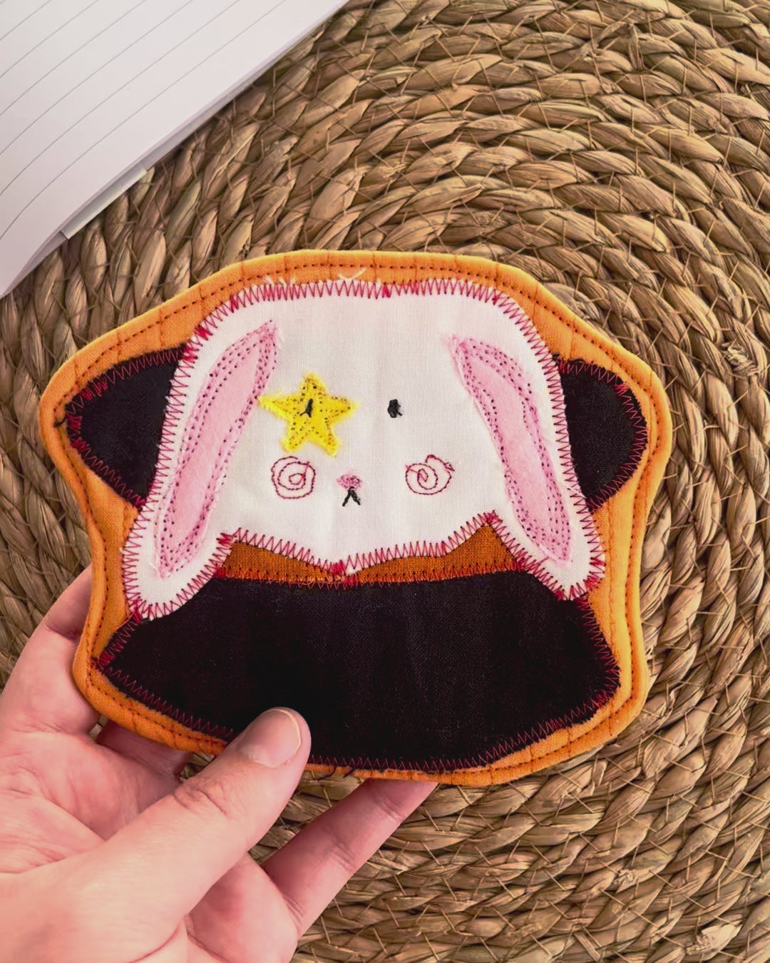 Sous-verre Clownimal Boris le lapin magicien sur fond orange
